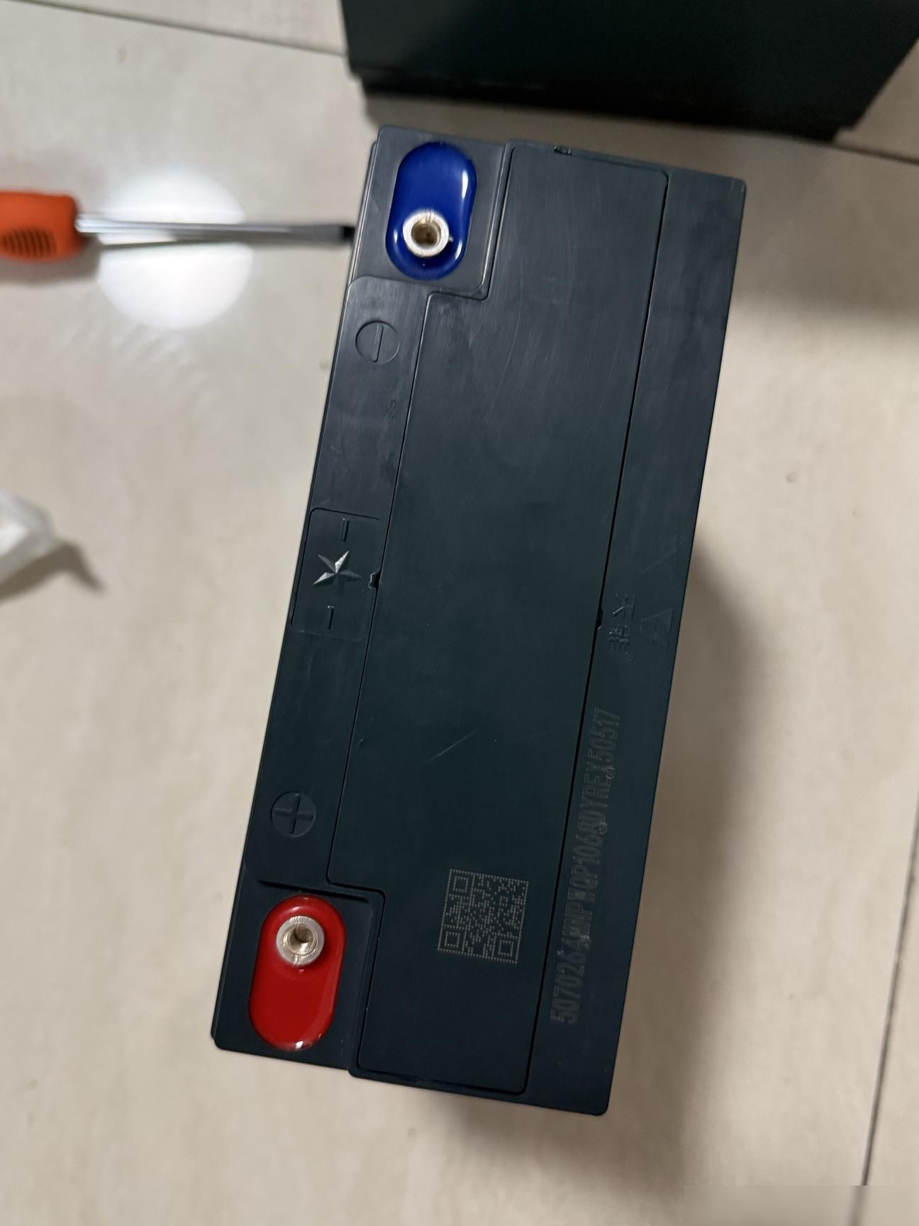 电动车电池补液口打开有影响吗