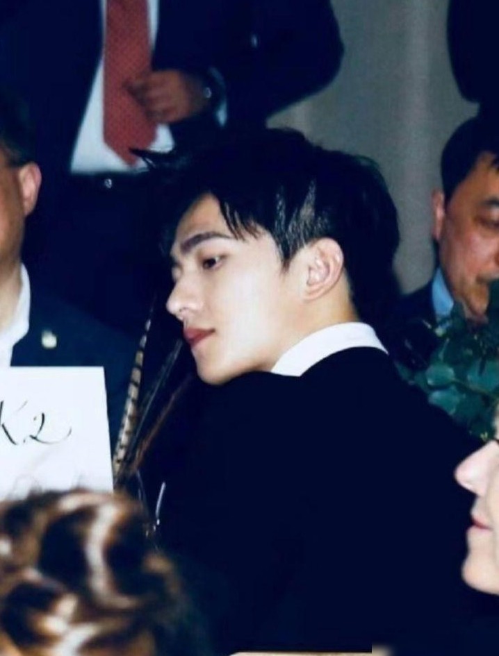 杨洋被黑原因揭秘