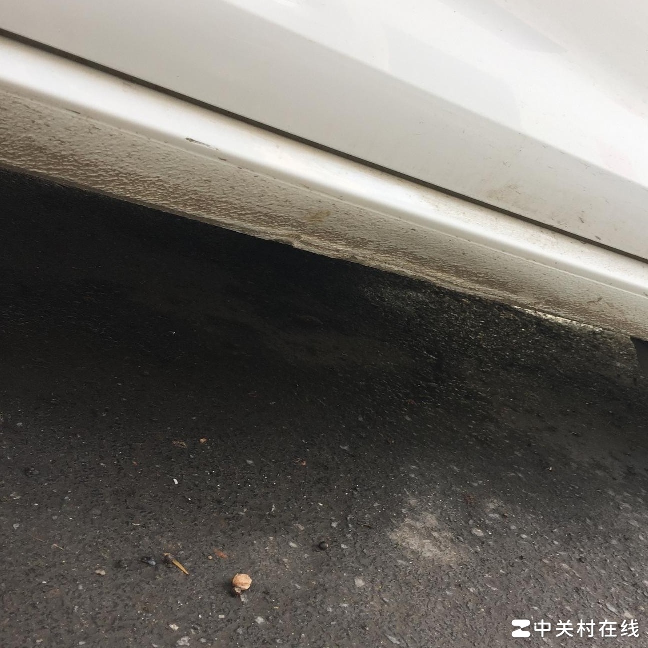 高尔夫7侧裙刮伤维修价