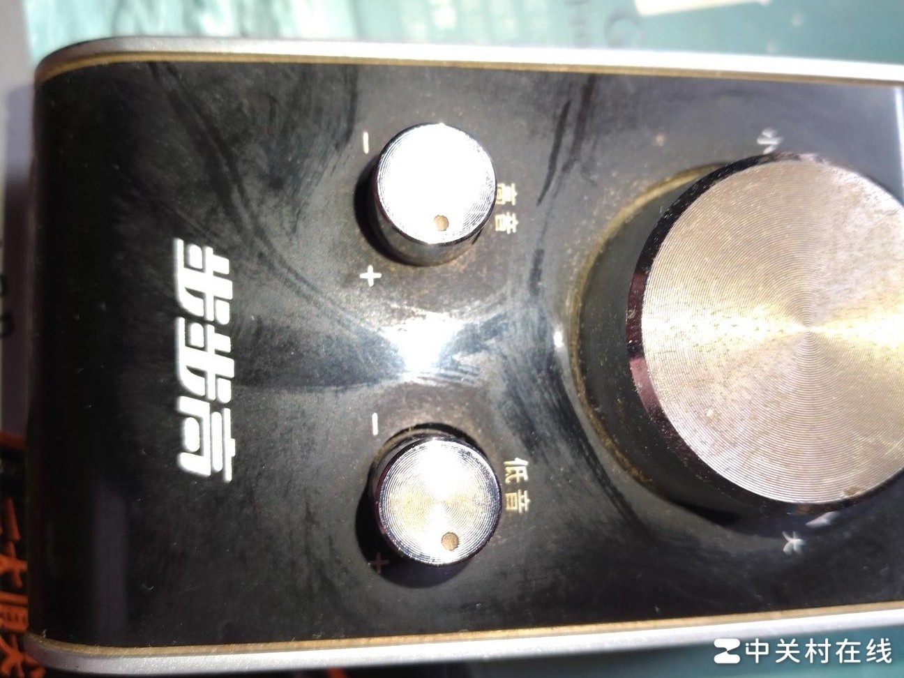 音箱高低音最佳调节方法