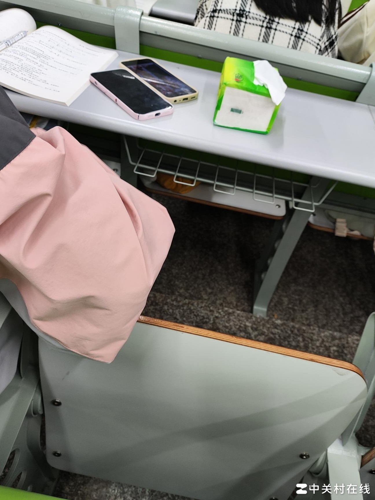 大学生为何偏爱多设备？