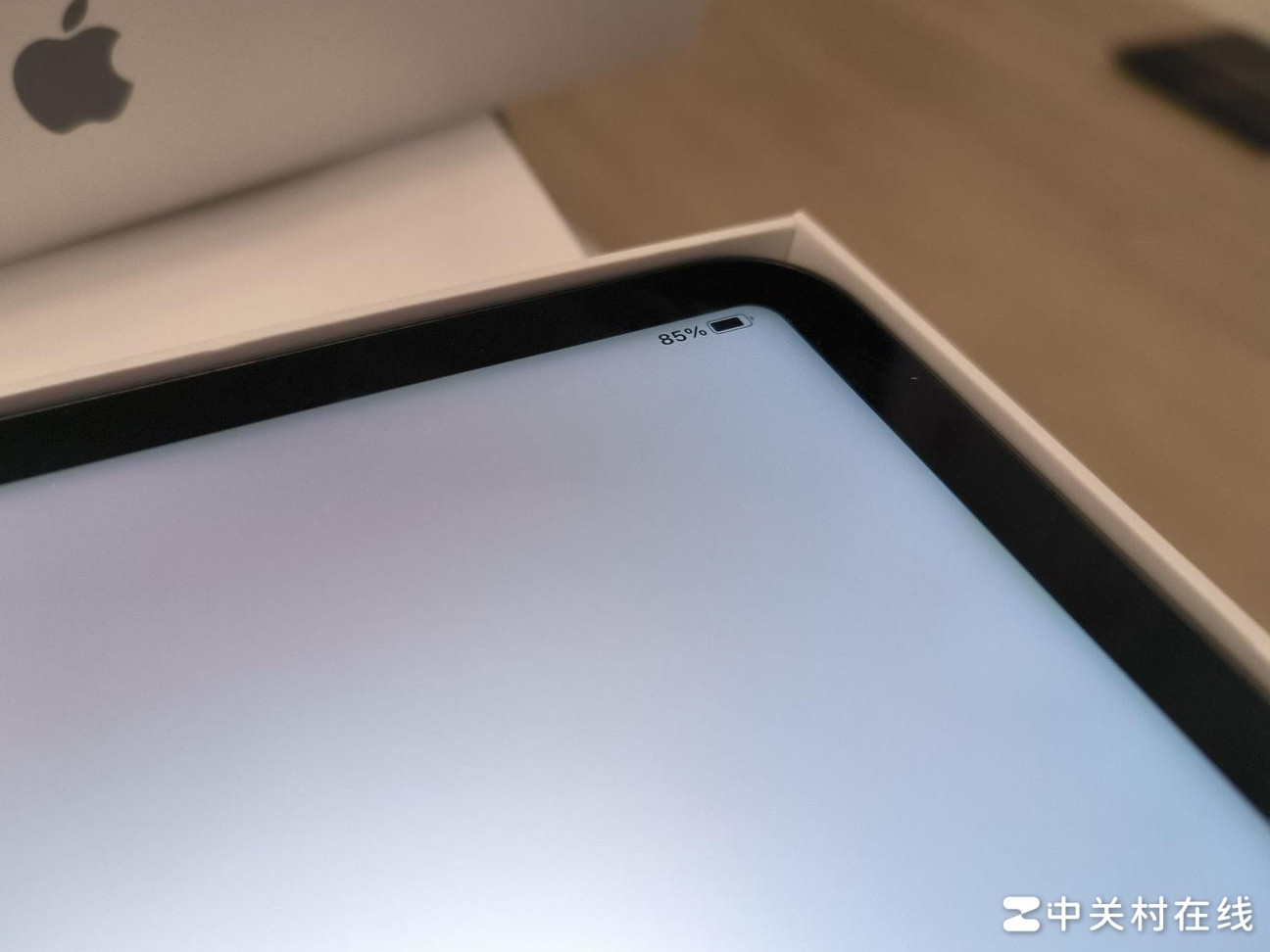 iPad Pro 2021边缘发暗正常吗