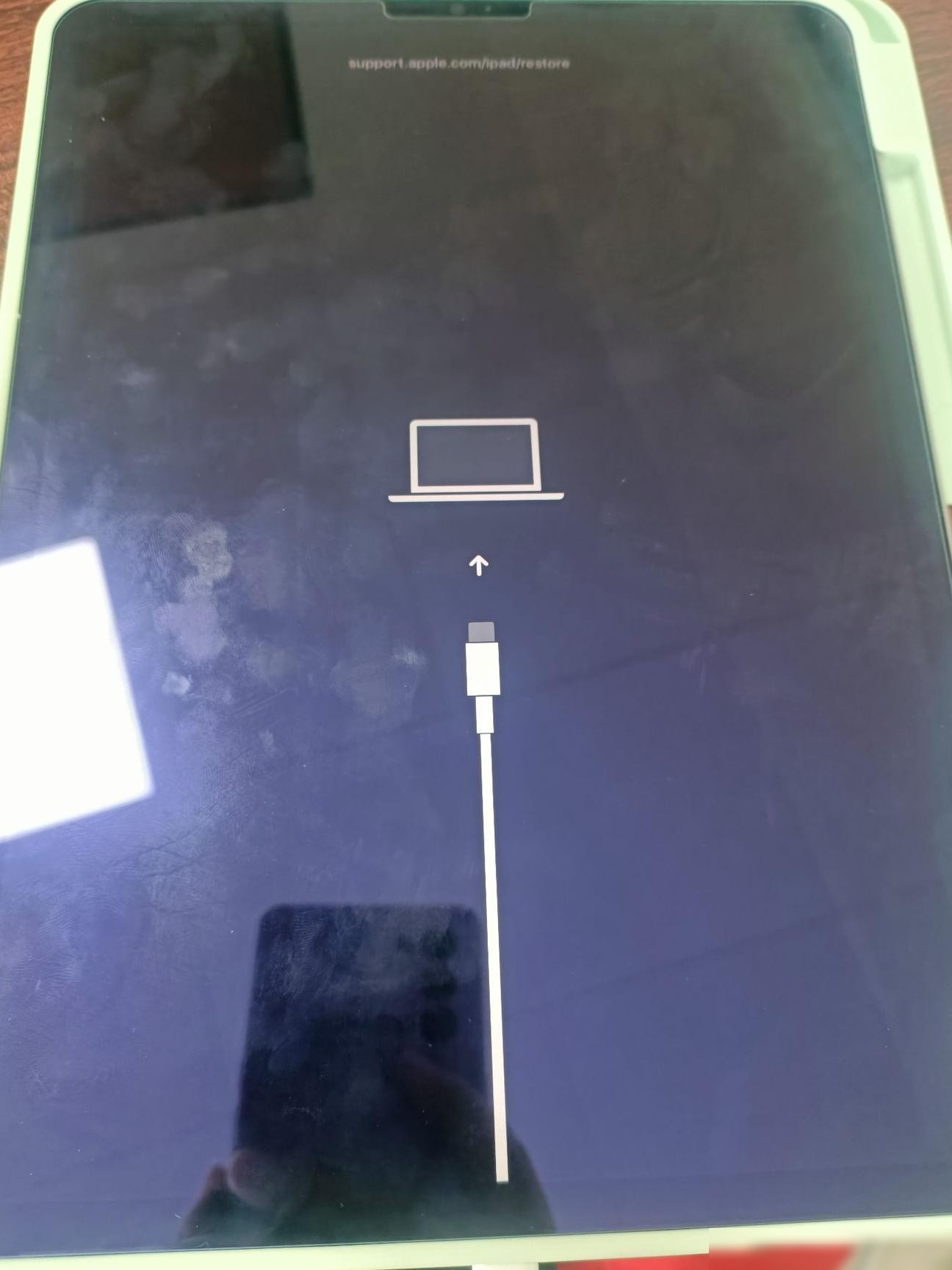 iPad Pro新机异常，该退货吗？