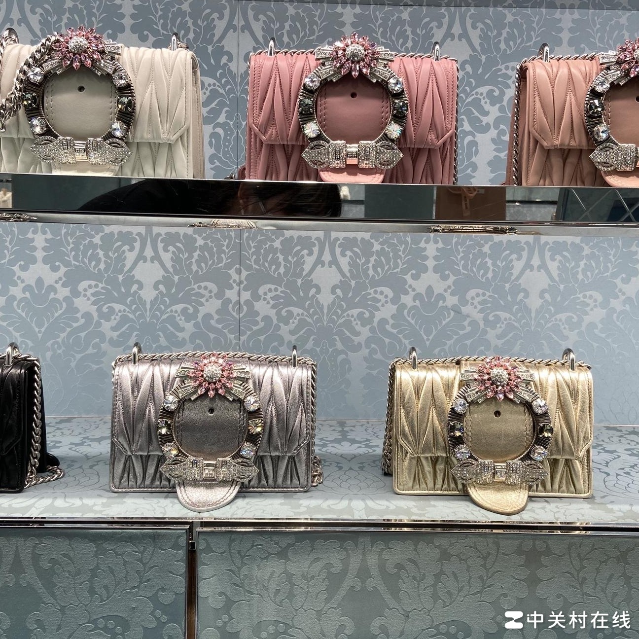 金色银色哪个更好看