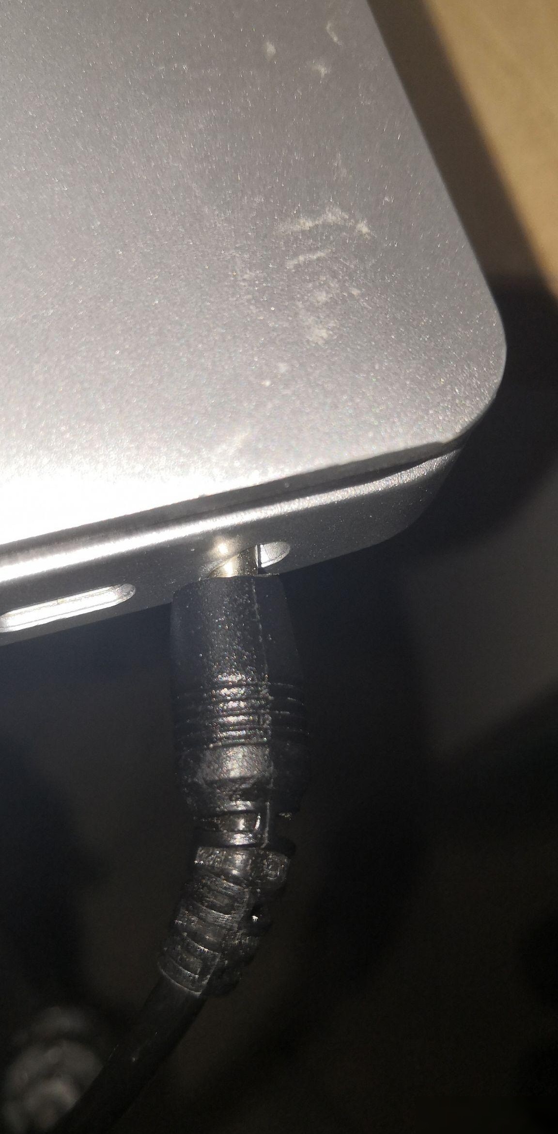 电脑充电口变形还能修吗？