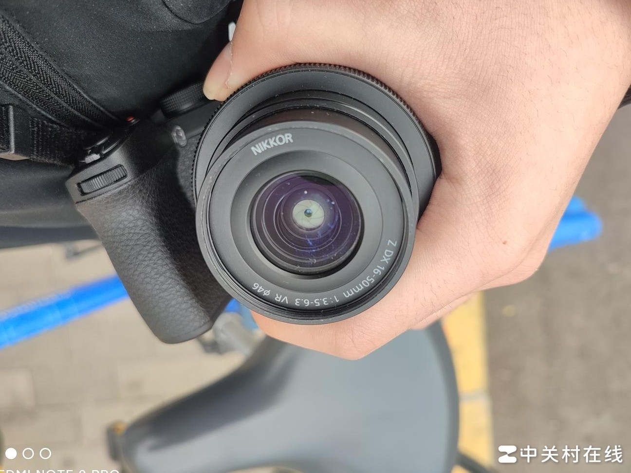 镜头蓝斑影响成像吗？