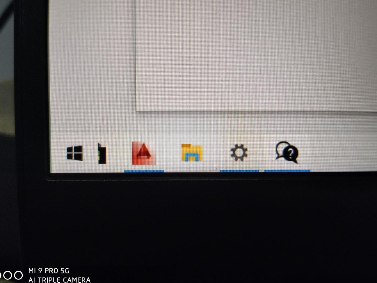 Win10任务栏图标被遮挡解决