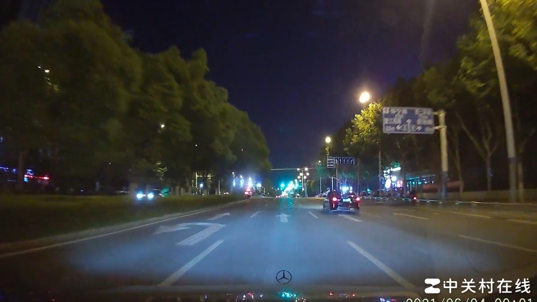 闯红灯判定标准揭秘