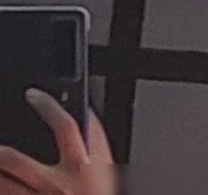 凭背照和状态栏识手机