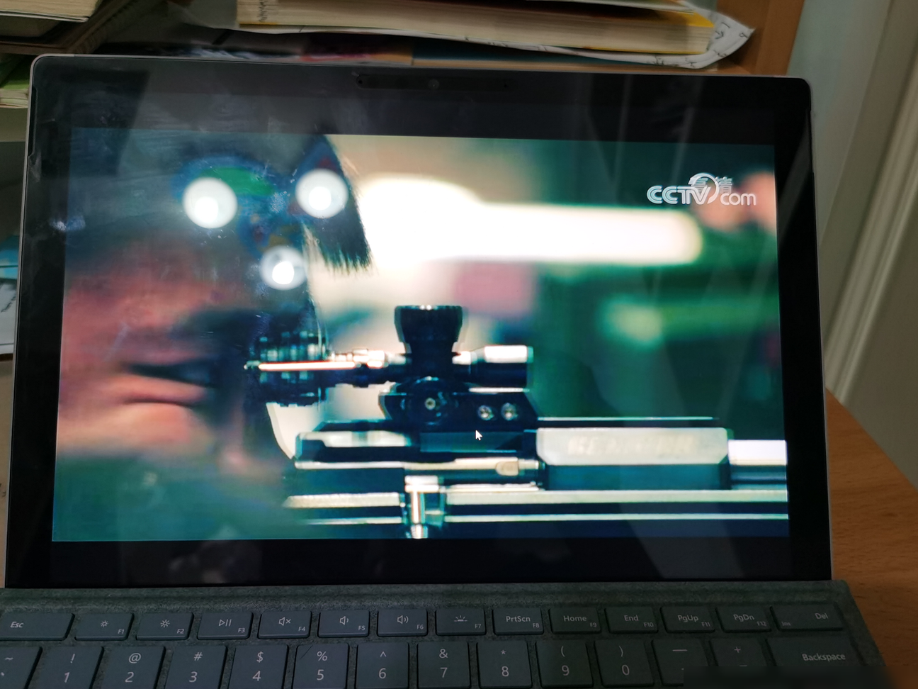 Surface Pro 7视频黑边解决