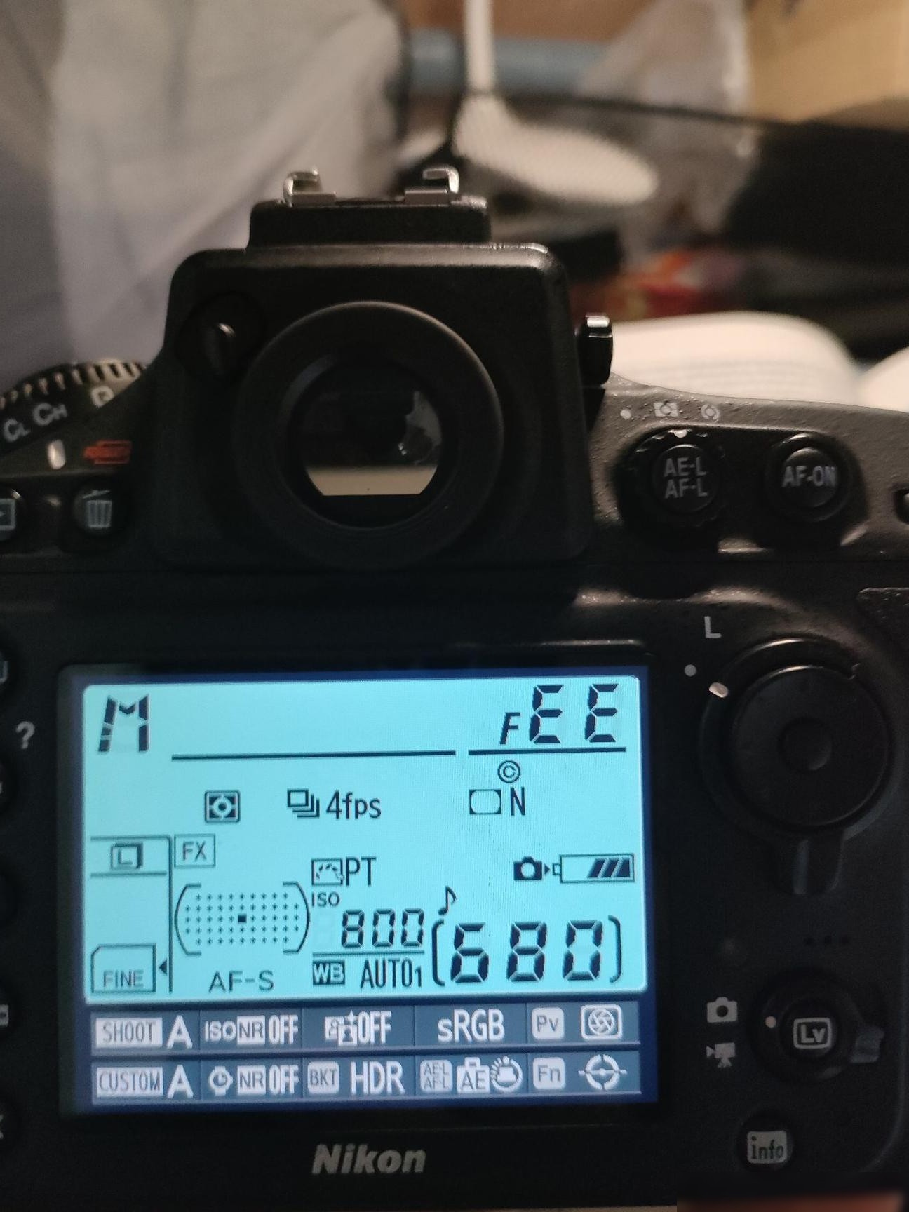 尼康D800显示FEE怎么办