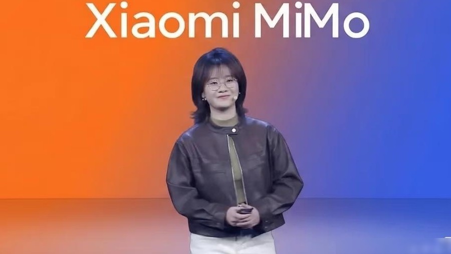 罗福莉晋升小米22级
