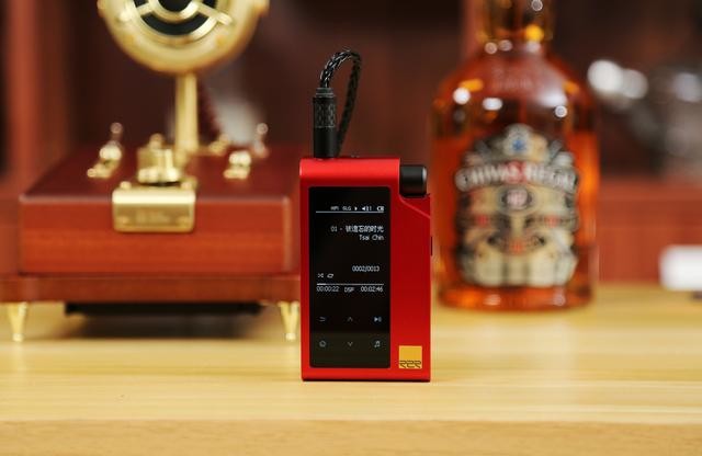 高低音随心调 高解析的桌面HiFi音响:巫喀秋莎上手简谈