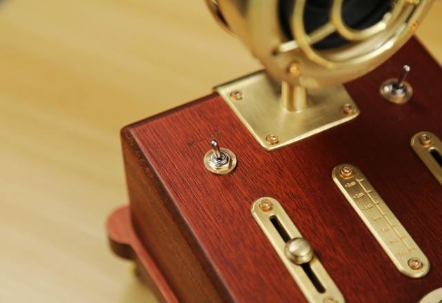 高低音随心调 高解析的桌面HiFi音响:巫喀秋莎上手简谈