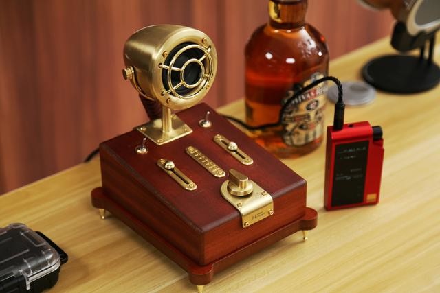 高低音随心调 高解析的桌面HiFi音响:巫喀秋莎上手简谈