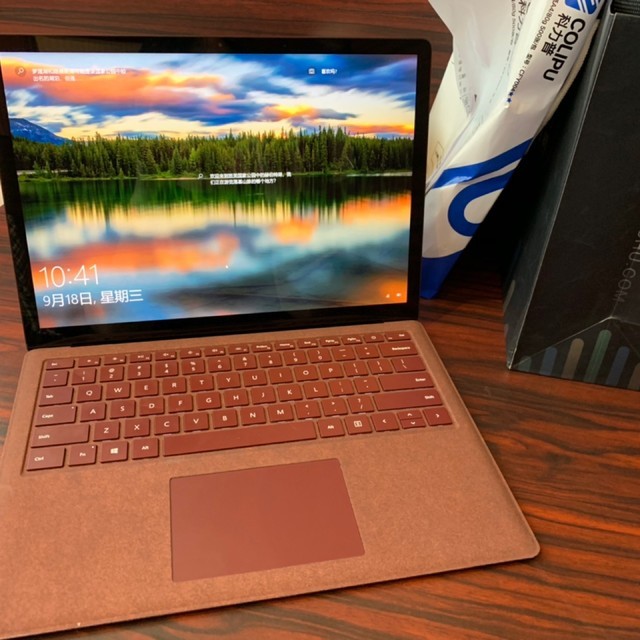 入手surfacelaptop2深酒红