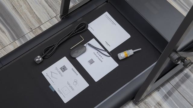 省钱省地儿又安静:两周使用小米生态链WalkingPad走步机A1Pro