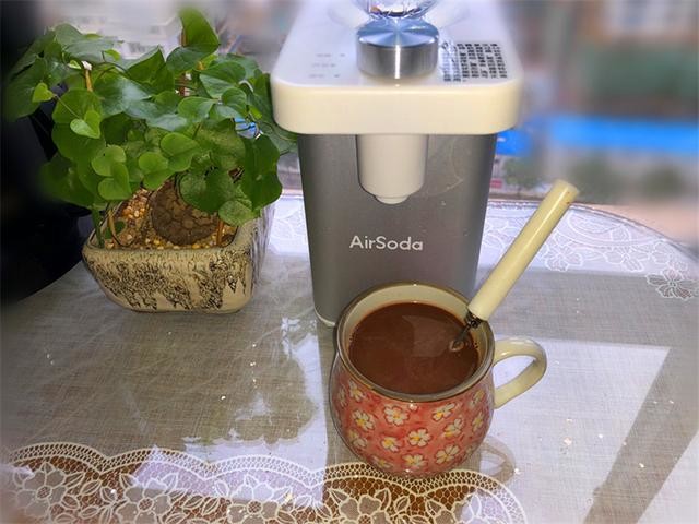 开水、温水,想喝就喝,不需等待——AirSoda迷你即热饮水机评测