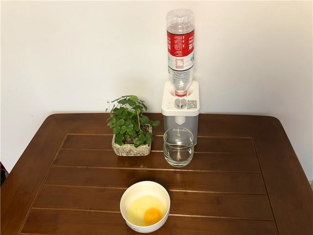开水、温水,想喝就喝,不需等待——AirSoda迷你即热饮水机评测