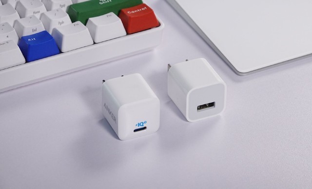 苹果iphone11充电头毫无诚意