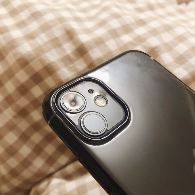 同一地点和角度未使用闪光灯,与iphonex对比很明显