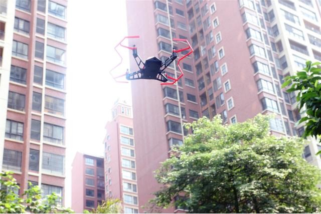 让孩子从小爱上飞行,UDrone无人机给你酷炫脑控体验!