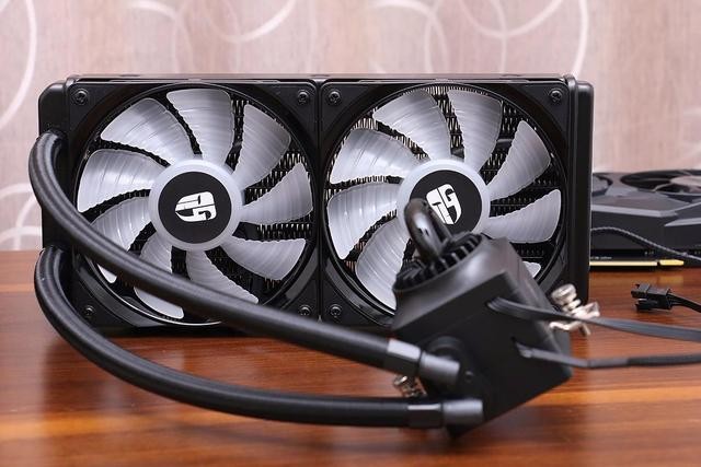 i5ɵi7˴ i5-8600K +  Z370 AORUS С