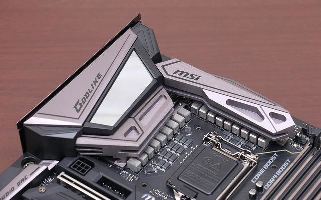 Intel i9-9900K 最强座驾?微星 MEG Z390 GODLIKE 主板上手玩