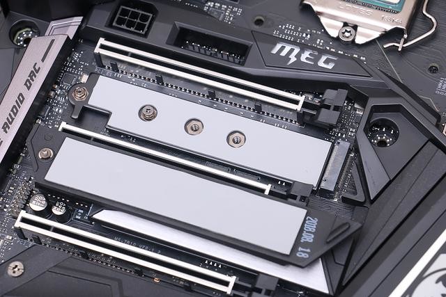 Intel i9-9900K 最强座驾?微星 MEG Z390 GODLIKE 主板上手玩