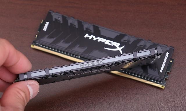 Intel i9-9900K 最强座驾?微星 MEG Z390 GODLIKE 主板上手玩