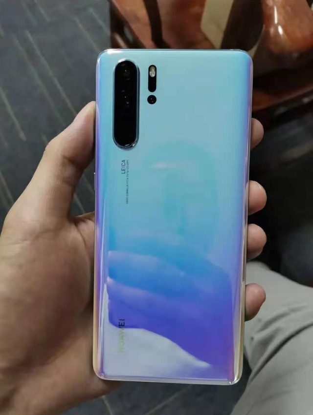 哪款手机拍照可以媲美单反相机 ChMlWl0xdcaIUcwxAAIodEyxJMQAAL7OQIawDgAAiiM468.jpg