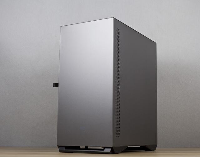 小而精,爱国者yogo m2果然是桌面电竞利器