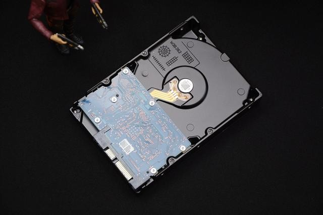 垂直PMR、3TB大容量,东芝P300机械硬盘开箱体验