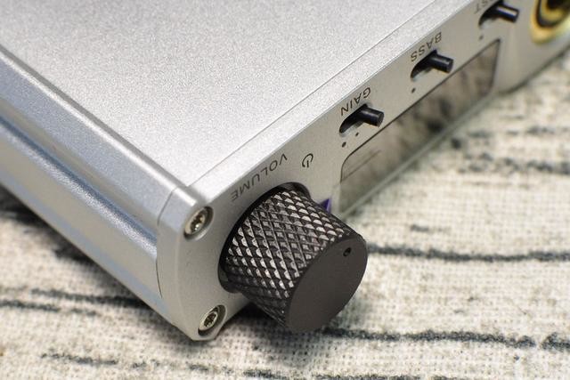 全网吹到爆的乂度XD05 PLUS有多神奇?1000mW大推力推爆HD650