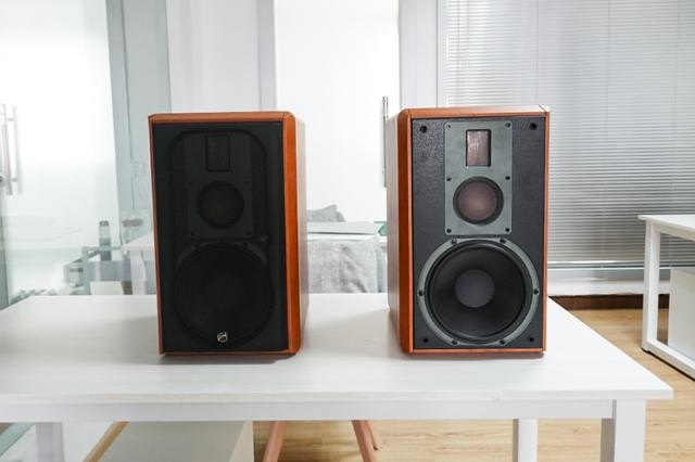 8英寸的低频怒吼!HiVi惠威M不错客厅音箱测评体验