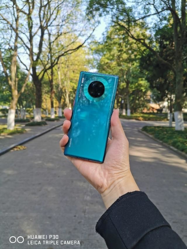 同是ryyb阵列主摄,华为mate30 pro与华为p30差异巨大!对比来看