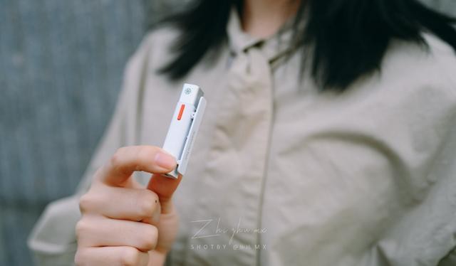 手机拍vlog装备推荐:用塞宾蓝牙麦克风,4级自动降噪+15米收音