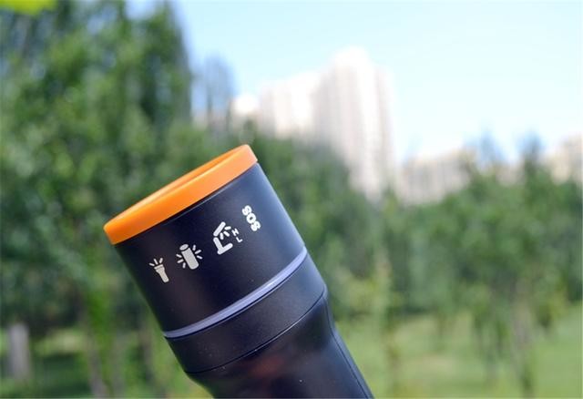 不用外接水管,在家自己洗车,威克士户外照明神器