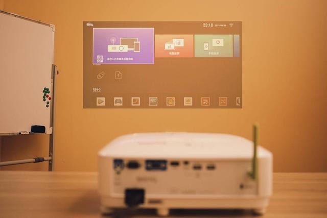 办公幸福感「瞬间提升」,BenQ E580T 上手体验