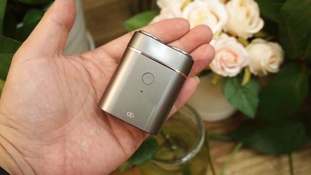 年轻人的前端把剃须刀,全身水洗,你的盛世美颜就靠它了