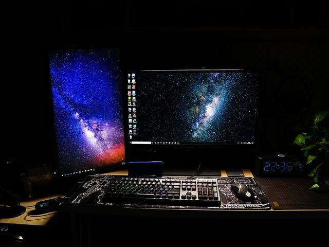 双屏工作桌升级到2.0版本!家中工作更高效,需要利器帮助
