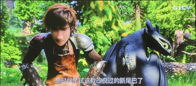 智慧家庭影院的越级,坚果J9 投影仪深度体验