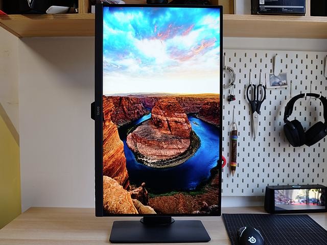双屏工作桌升级到2.0版本!家中工作更高效,需要利器帮助