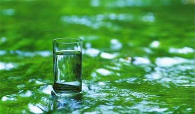 开水、温水,想喝就喝,不需等待——AirSoda迷你即热饮水机评测