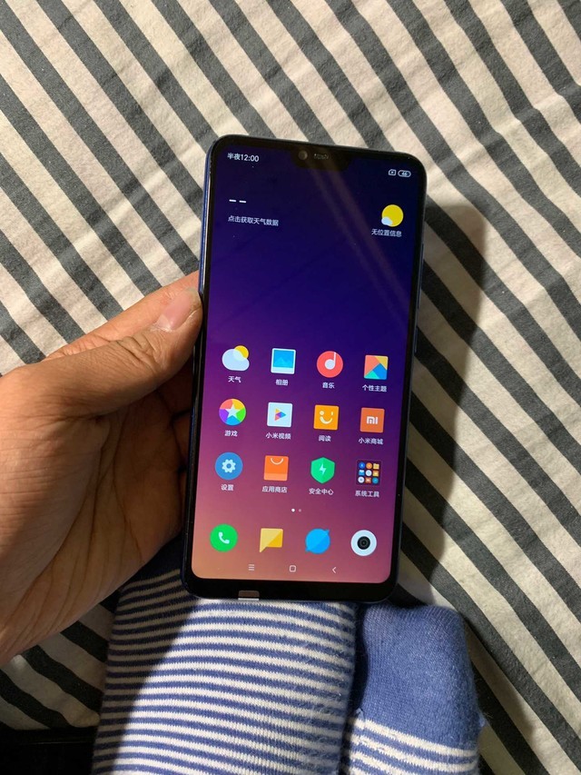 小米8青春版 有颜有实力 反应速度特别快