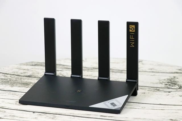 华为首款WiFi6+路由评测,速度起飞价格优惠,技术优势布局未来