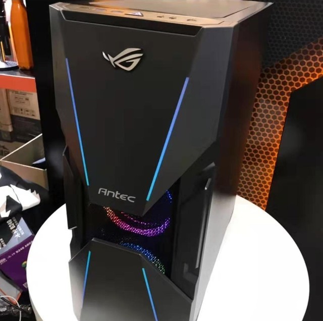 满是信仰的rog全家桶喔