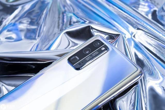 520表白大作战荣耀30系列流光幻镜助你俘获芳心