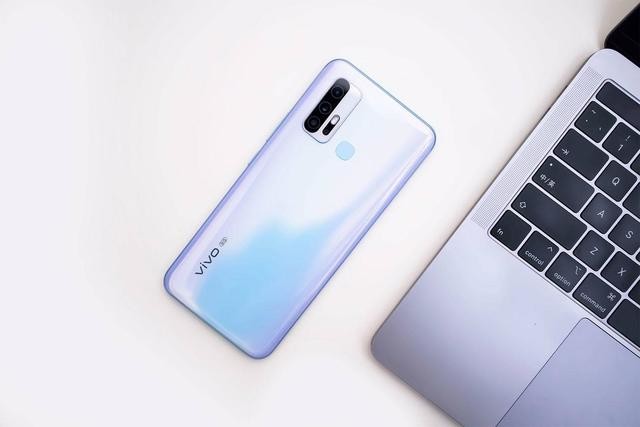 5g手机做到两千元vivo z6颜值与性能兼具吗?