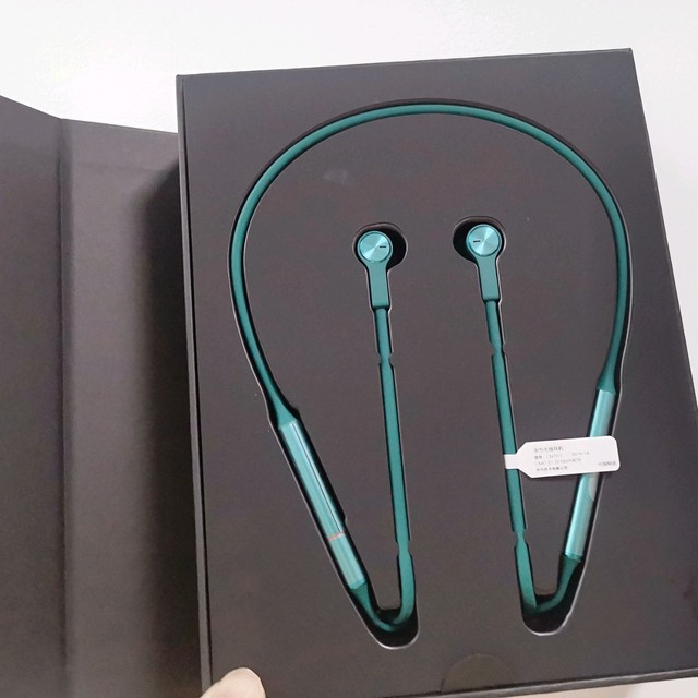 华为freelace 吃鸡你需要一款更棒的耳机